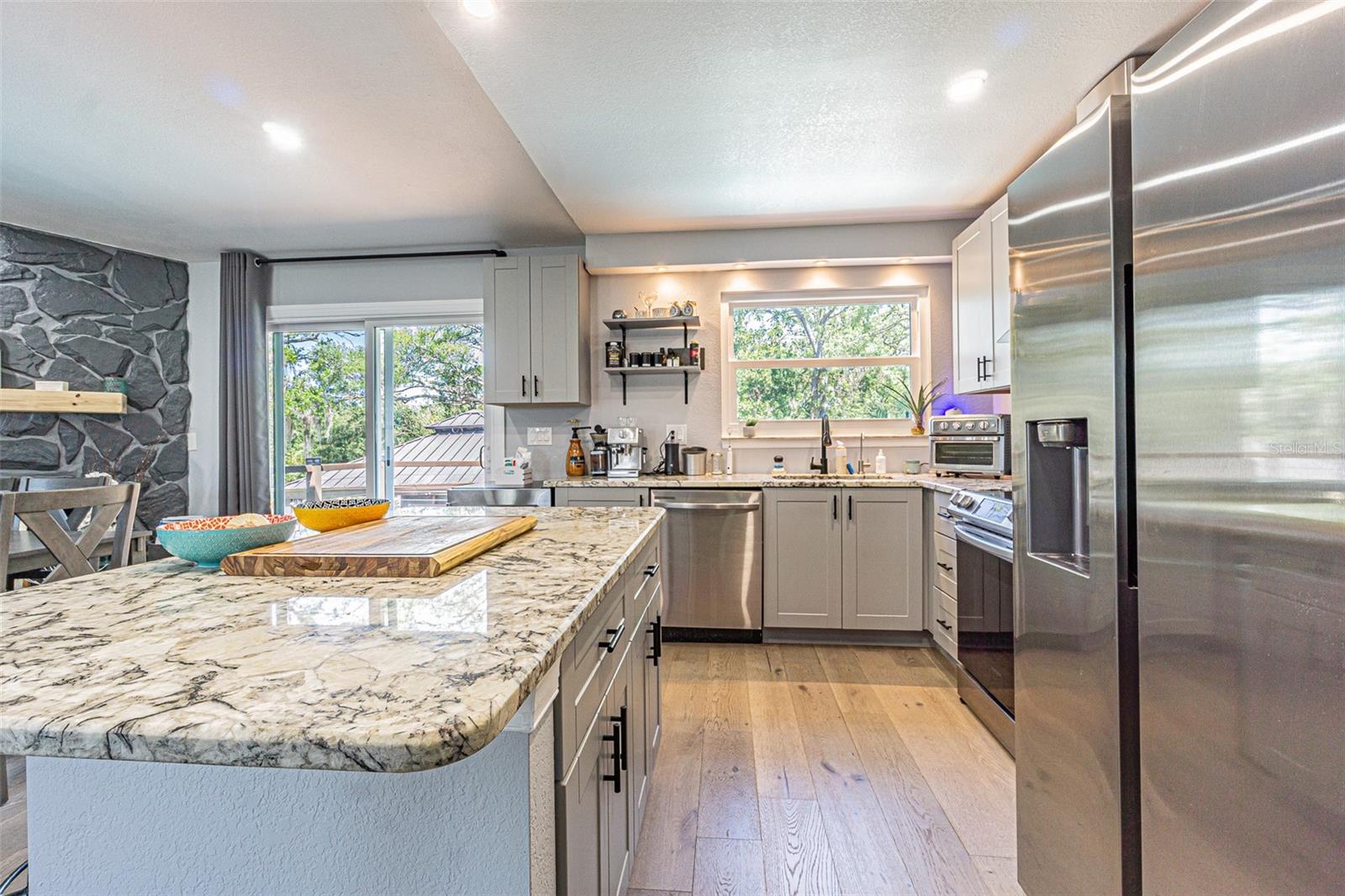 6087 115TH AVE N, PINELLAS PARK, FL, 33782