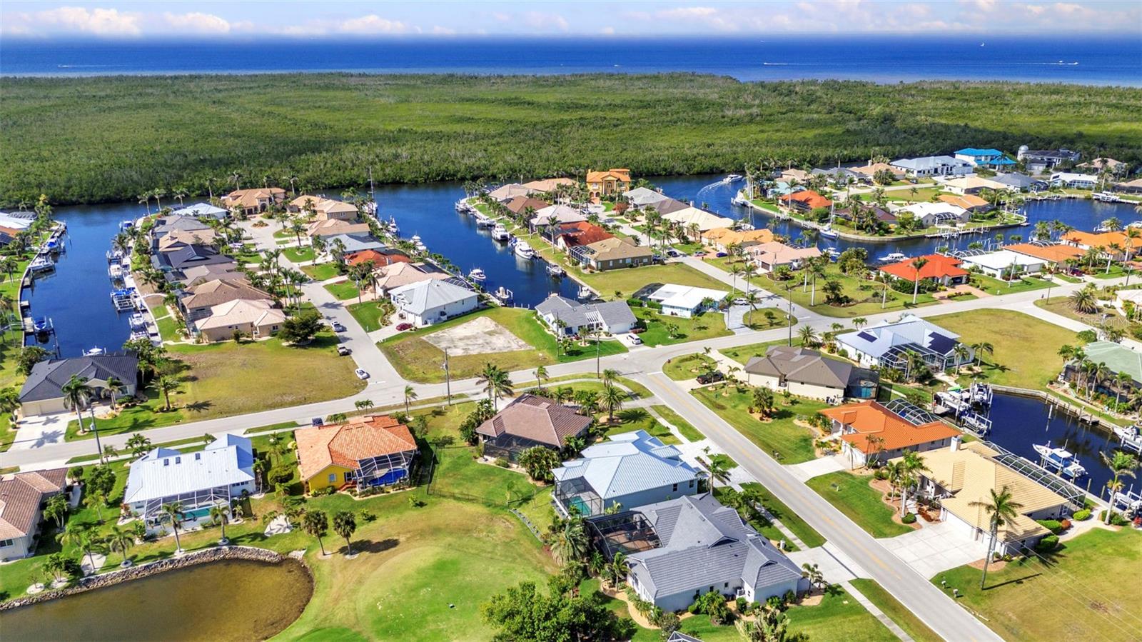3712 CARMICHAEL DR, PUNTA GORDA, FL, 33950