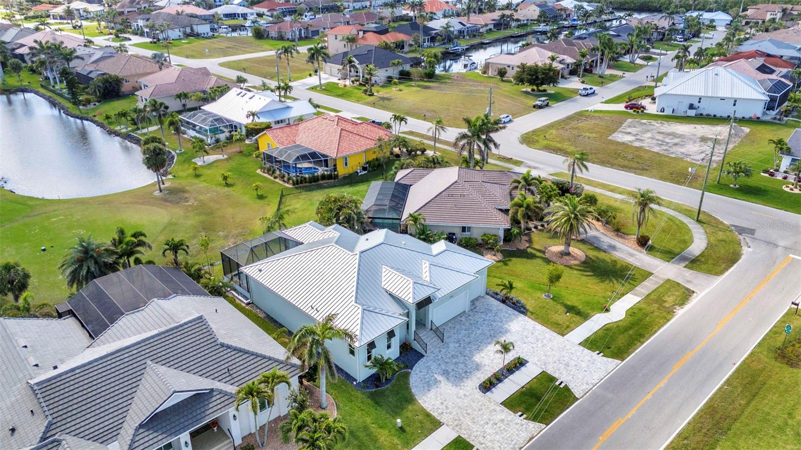 3712 CARMICHAEL DR, PUNTA GORDA, FL, 33950