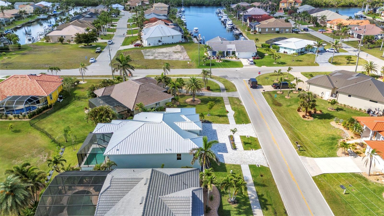 3712 CARMICHAEL DR, PUNTA GORDA, FL, 33950