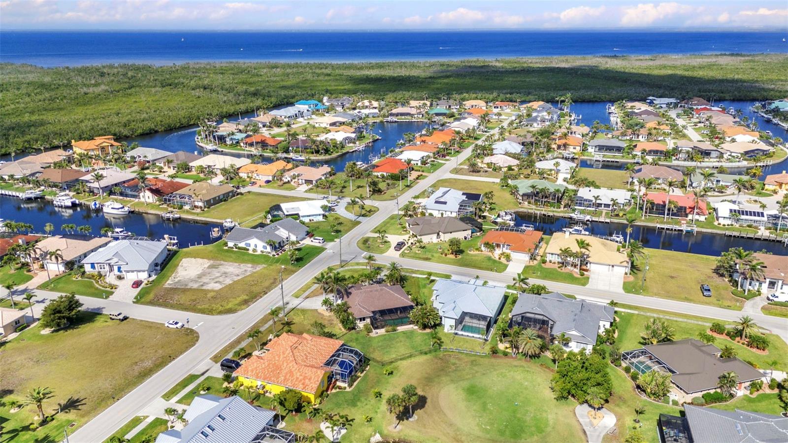 3712 CARMICHAEL DR, PUNTA GORDA, FL, 33950