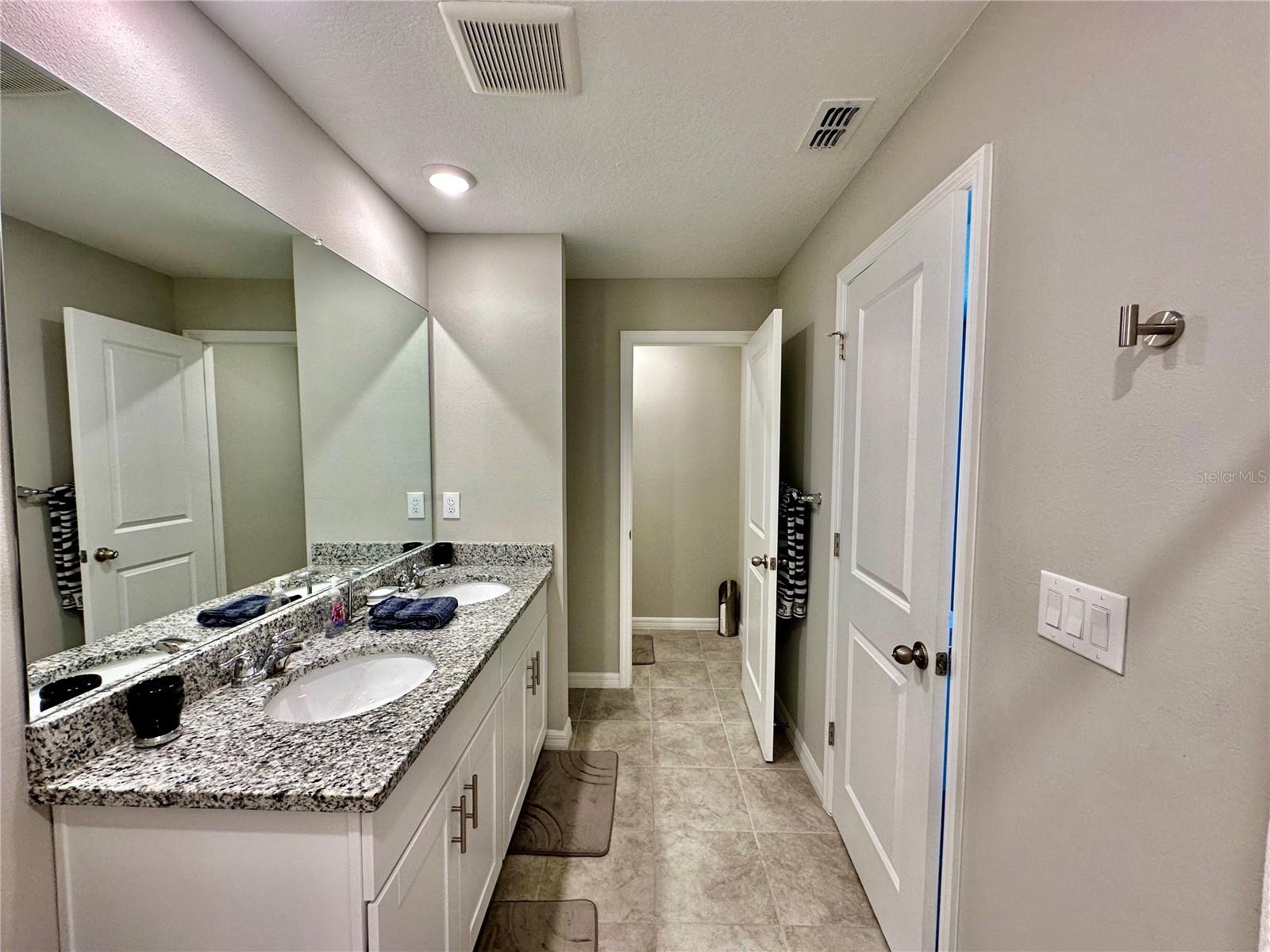 5848 OCEAN ISLE DR, NOKOMIS, FL, 34275