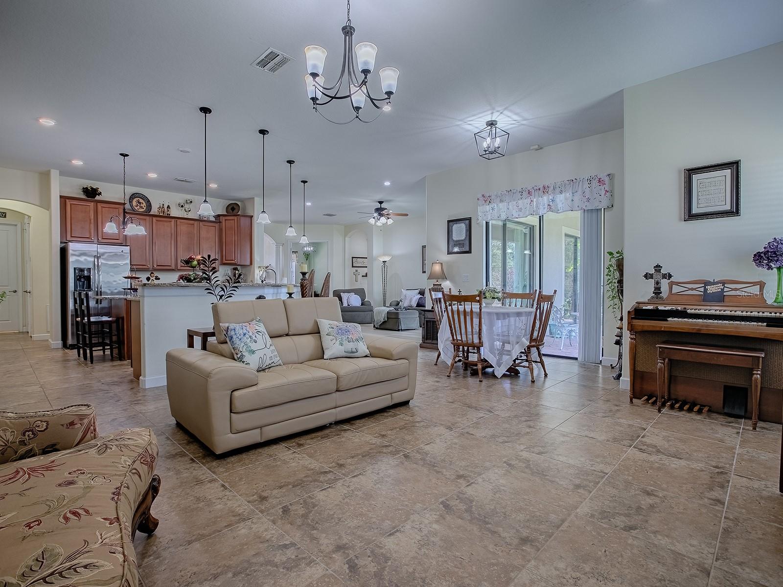 1408 DEUCE CIR, DAVENPORT, FL, 33896