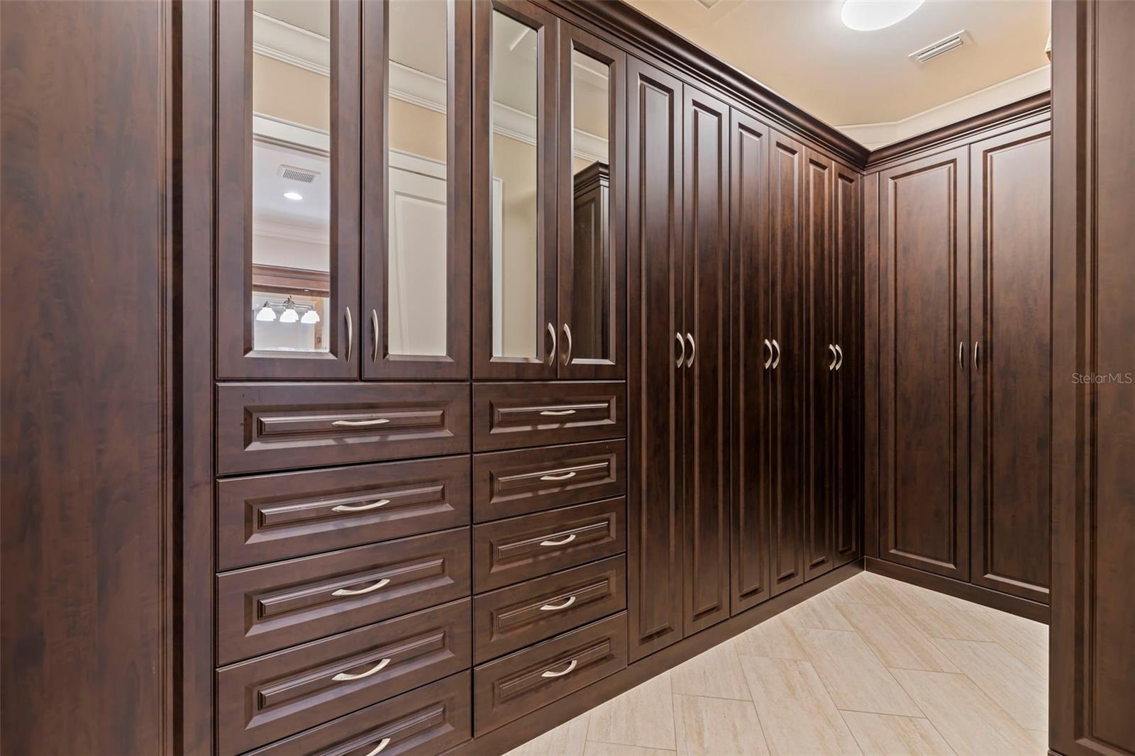 310 8TH AVE N, ST PETERSBURG, FL, 33701