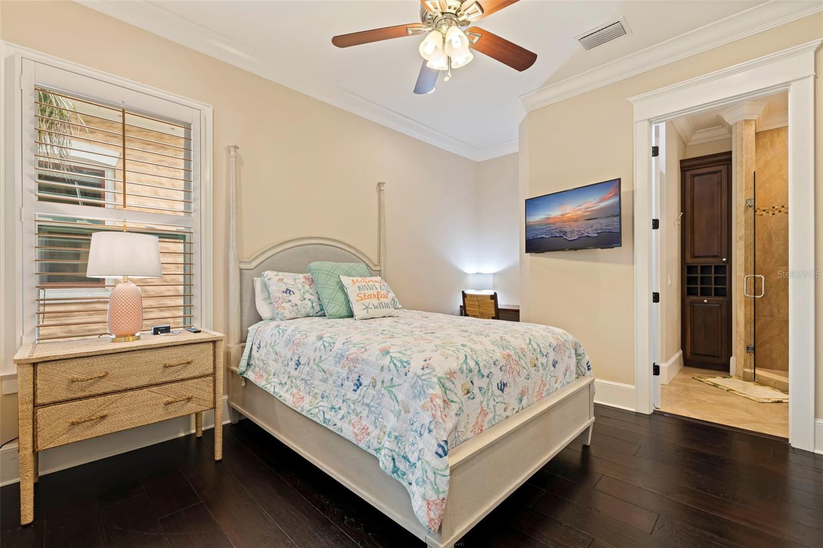 310 8TH AVE N, ST PETERSBURG, FL, 33701