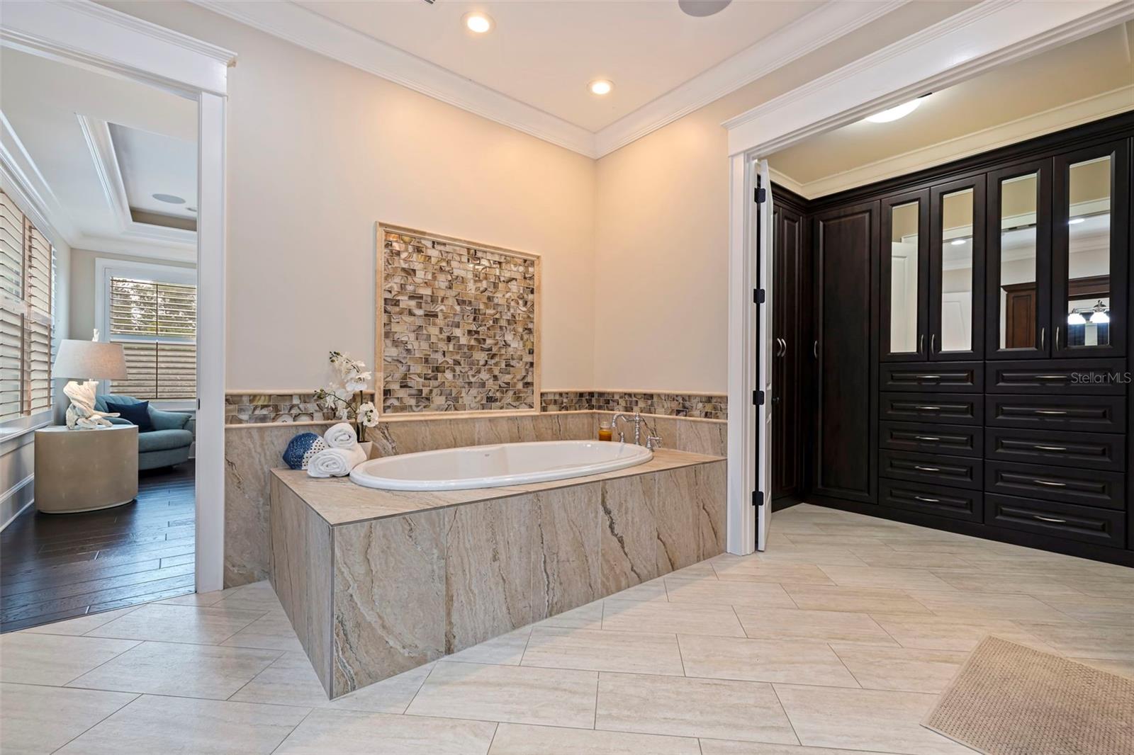 310 8TH AVE N, ST PETERSBURG, FL, 33701