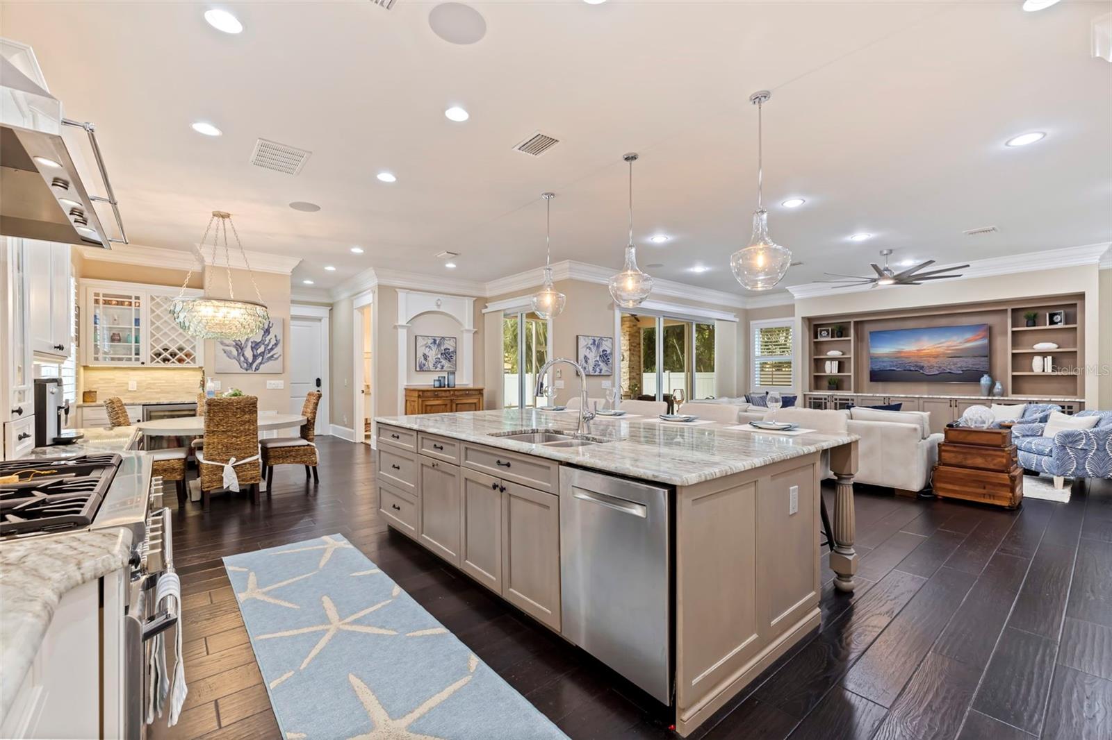 310 8TH AVE N, ST PETERSBURG, FL, 33701