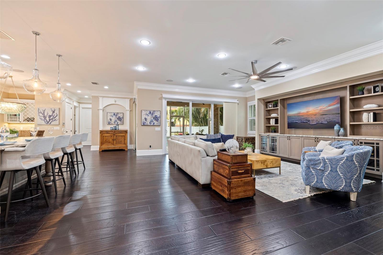 310 8TH AVE N, ST PETERSBURG, FL, 33701