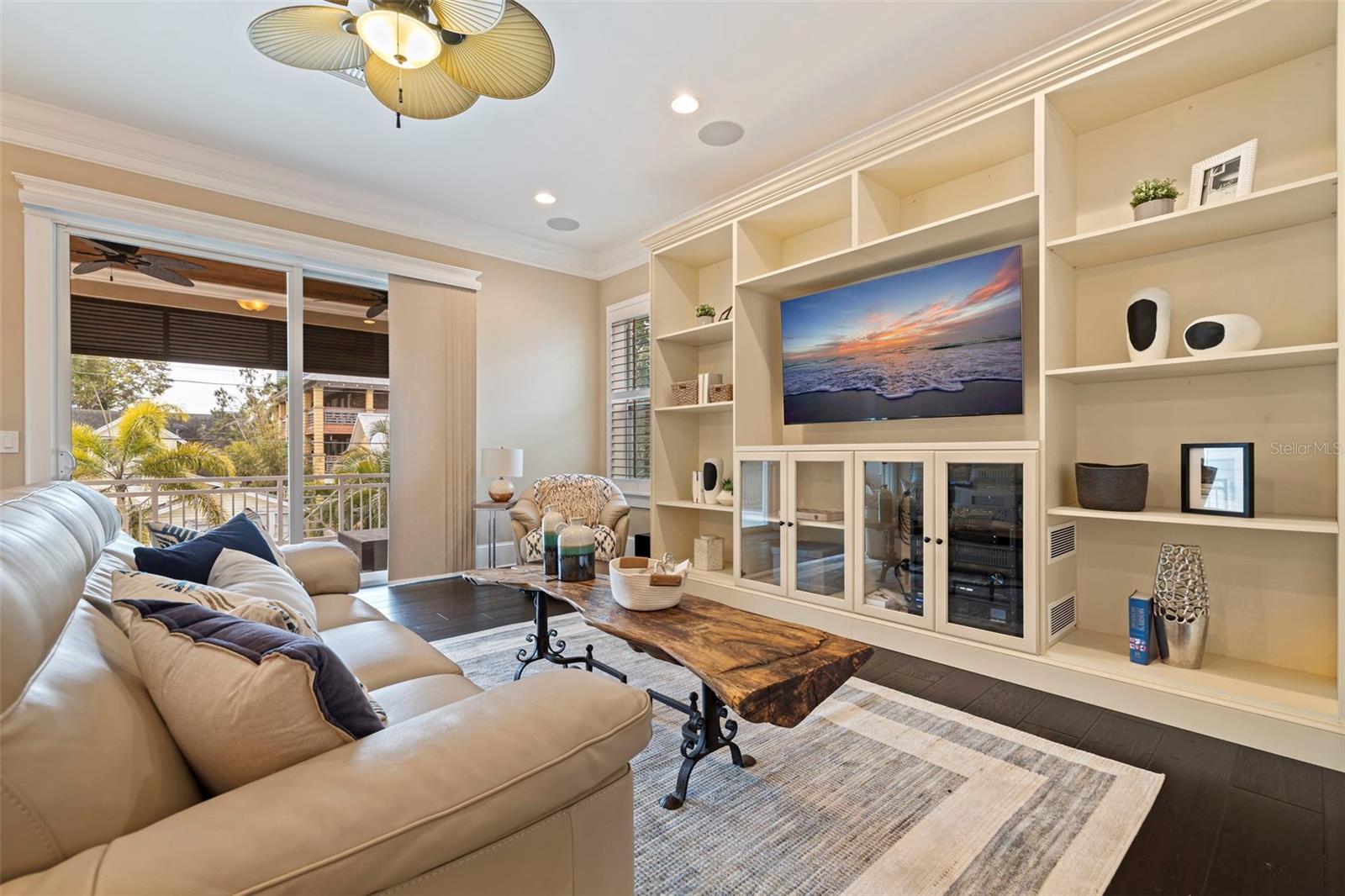 310 8TH AVE N, ST PETERSBURG, FL, 33701