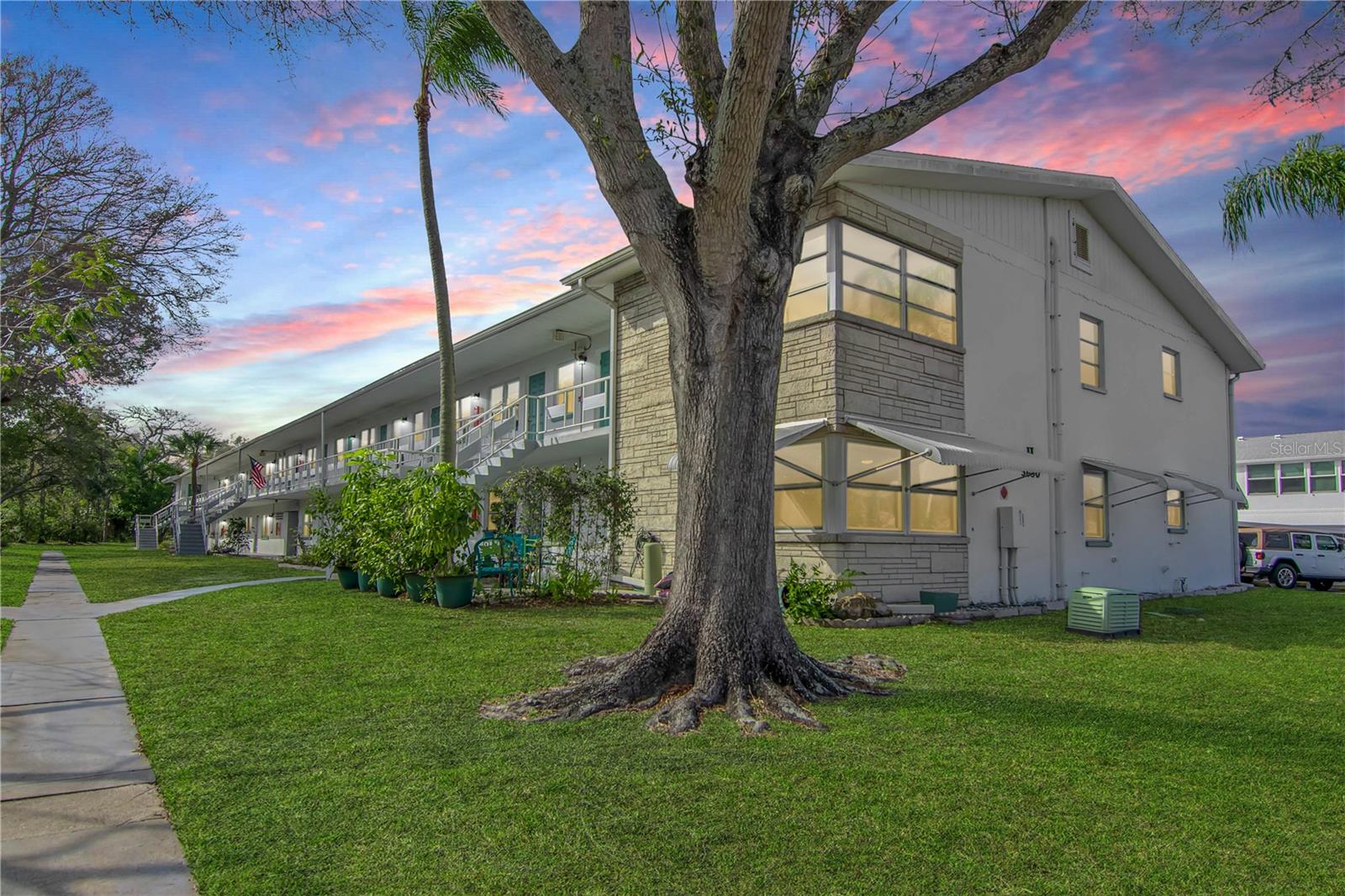 5850 21ST ST N #12, ST PETERSBURG, FL, 33714