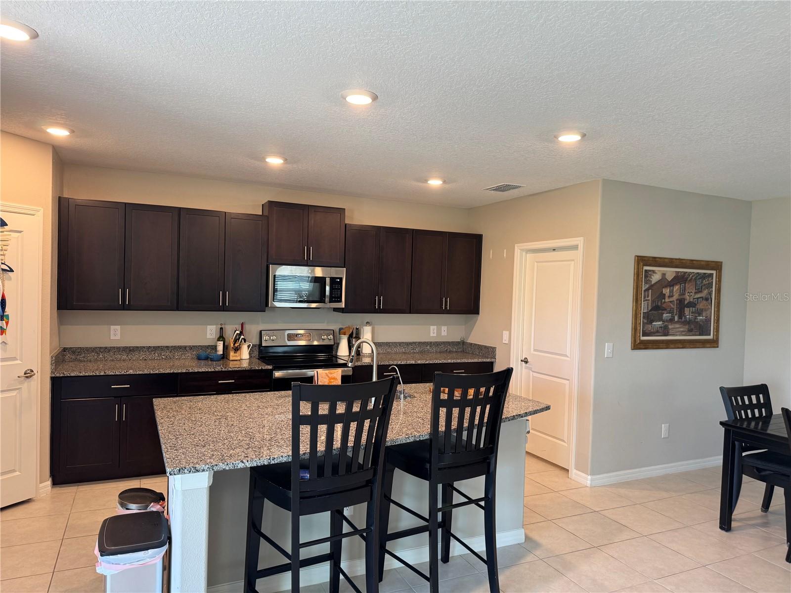 588 ROYAL EMPRESS DR, RUSKIN, FL, 33570