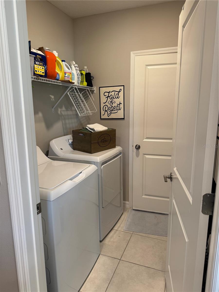 588 ROYAL EMPRESS DR, RUSKIN, FL, 33570