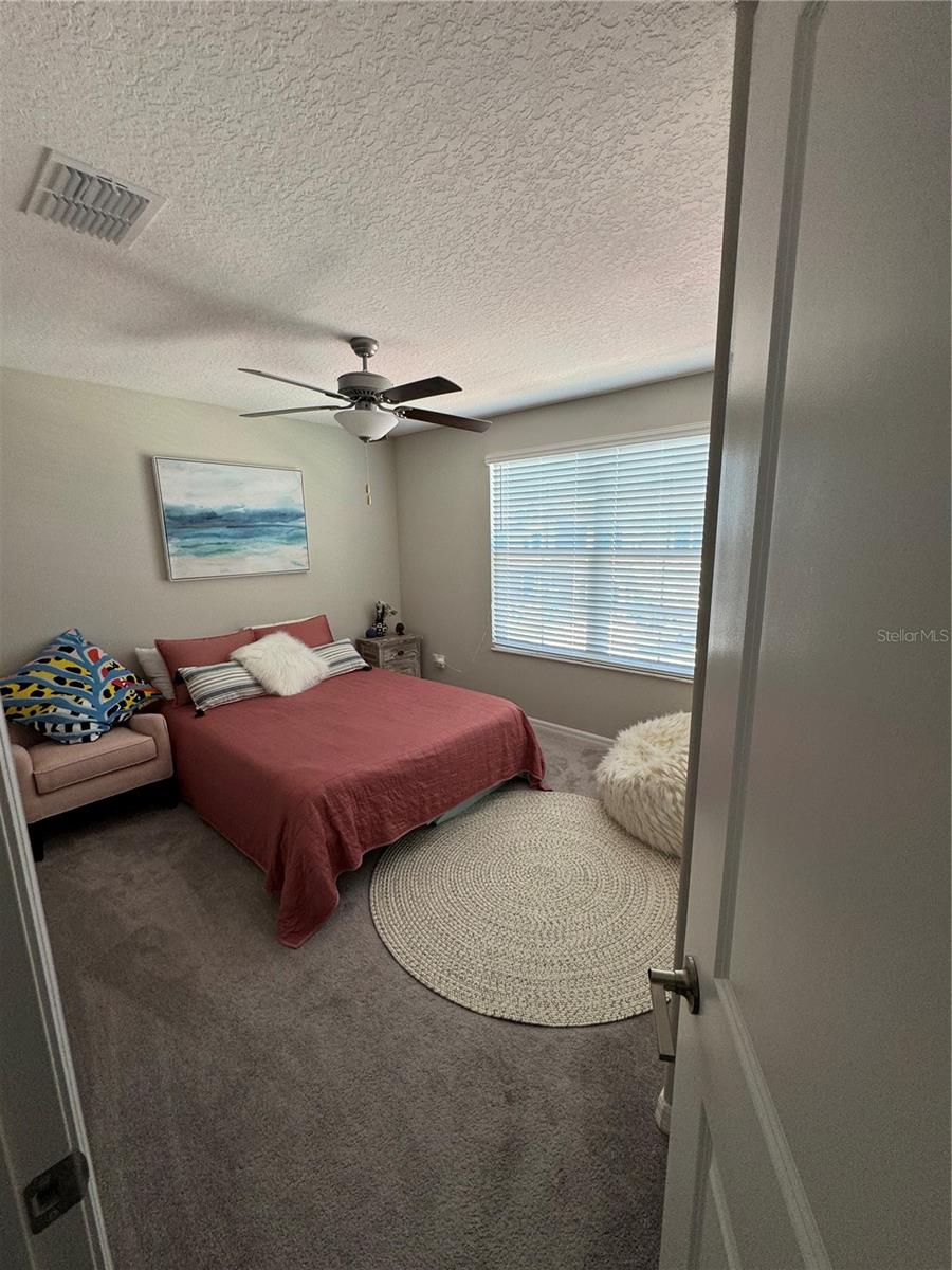 588 ROYAL EMPRESS DR, RUSKIN, FL, 33570