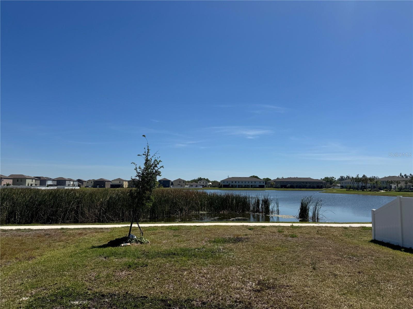 588 ROYAL EMPRESS DR, RUSKIN, FL, 33570