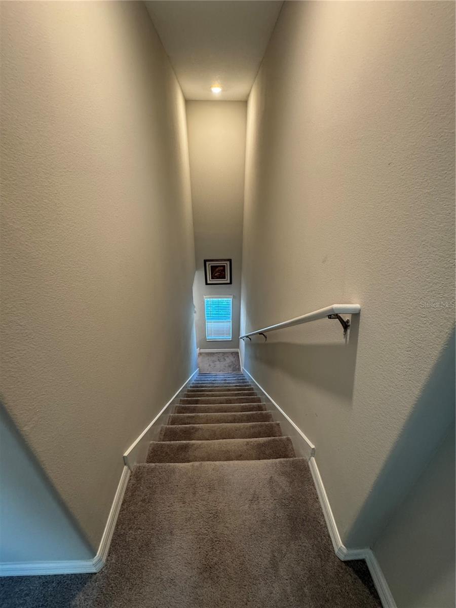 588 ROYAL EMPRESS DR, RUSKIN, FL, 33570