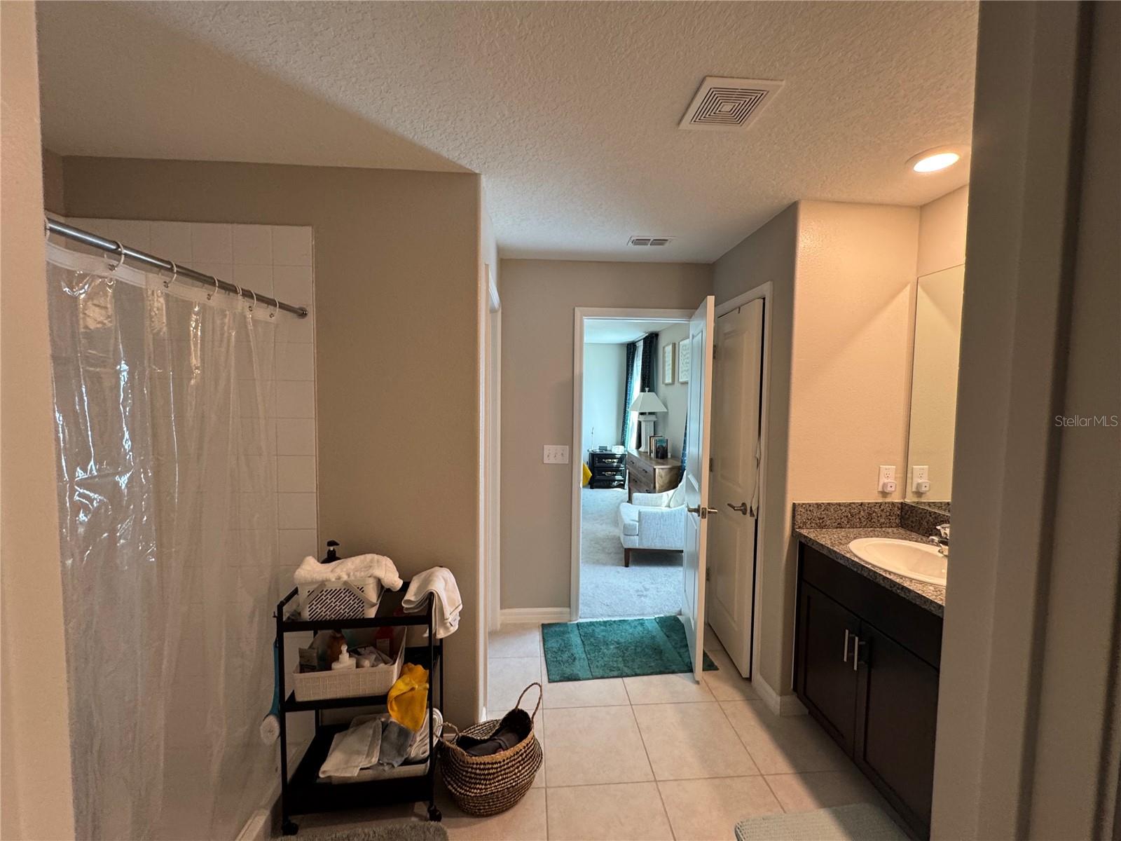 588 ROYAL EMPRESS DR, RUSKIN, FL, 33570