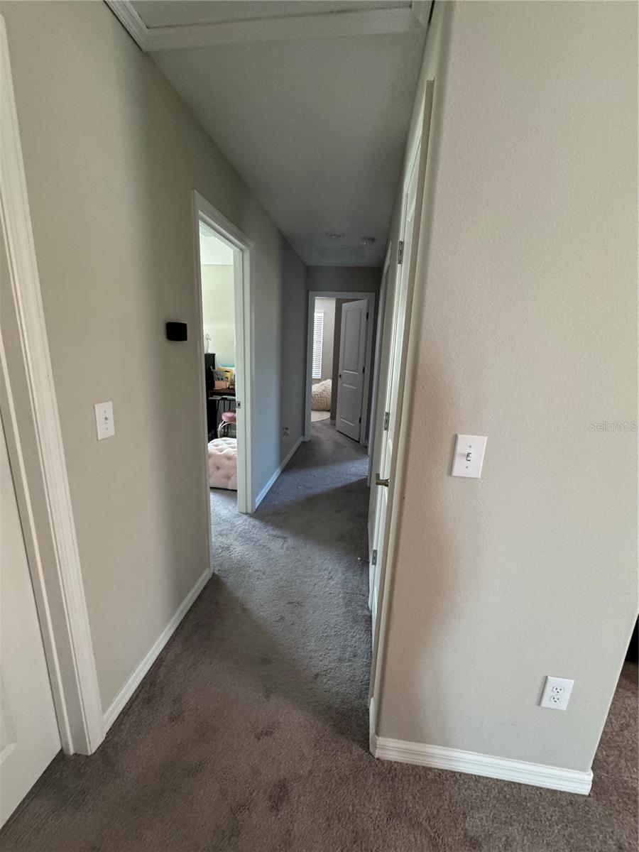 588 ROYAL EMPRESS DR, RUSKIN, FL, 33570