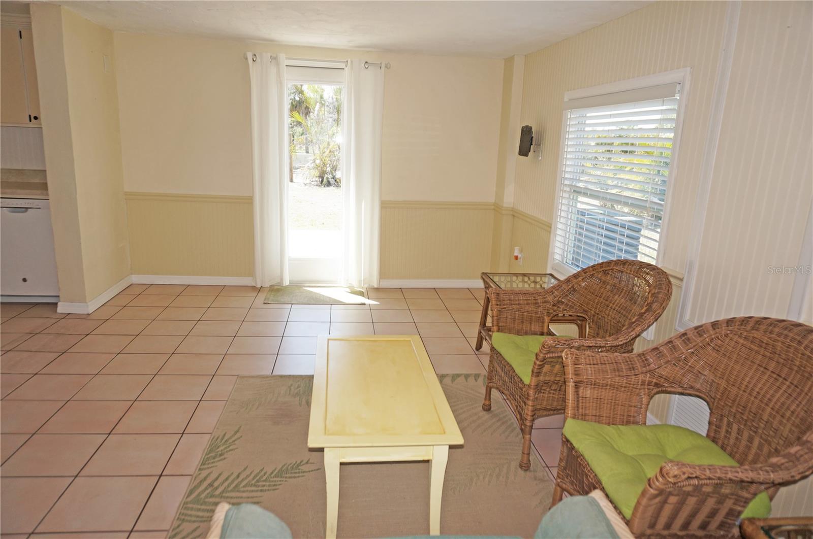 1270 MANOR RD, ENGLEWOOD, FL, 34223