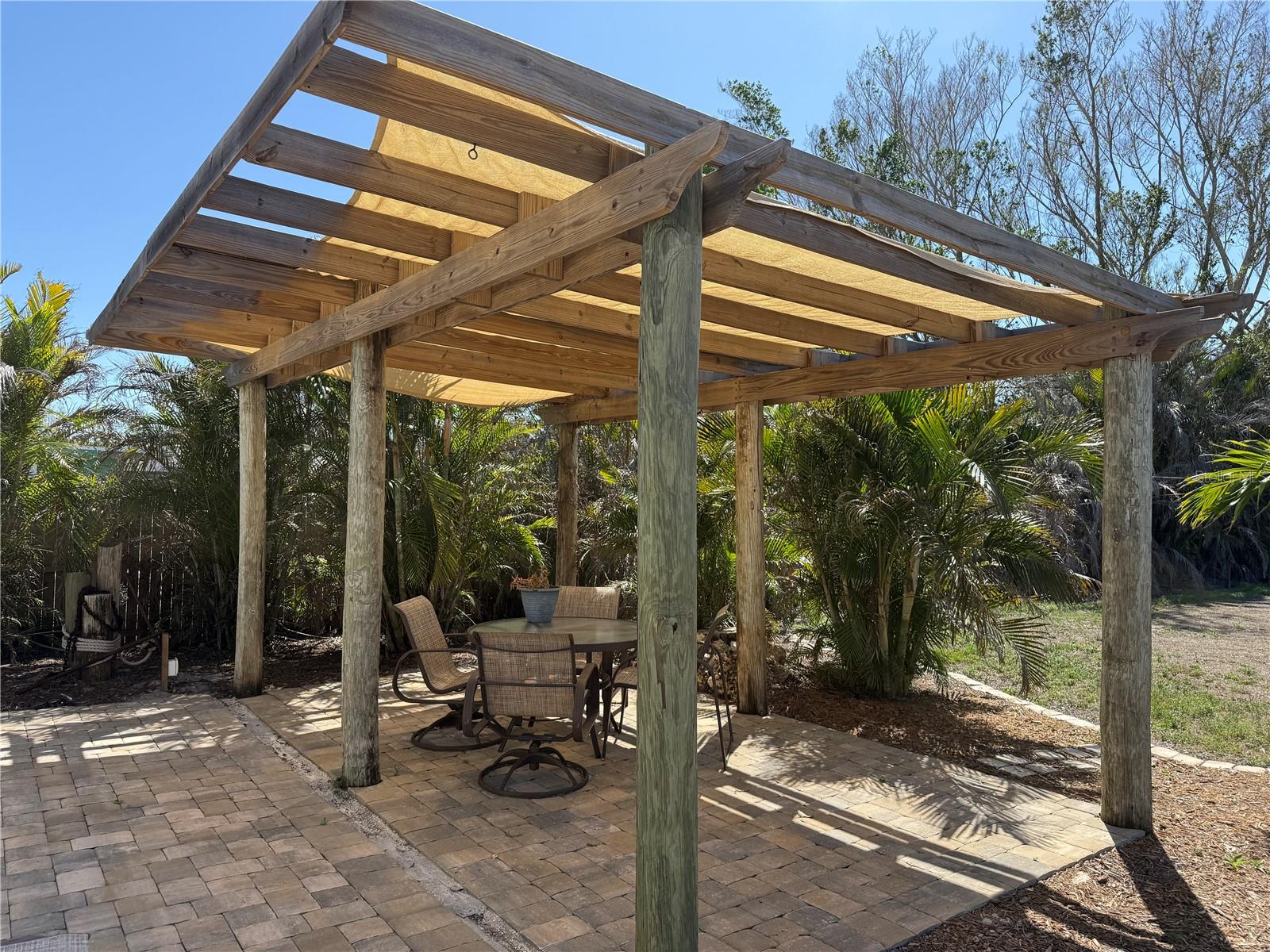 1270 MANOR RD, ENGLEWOOD, FL, 34223