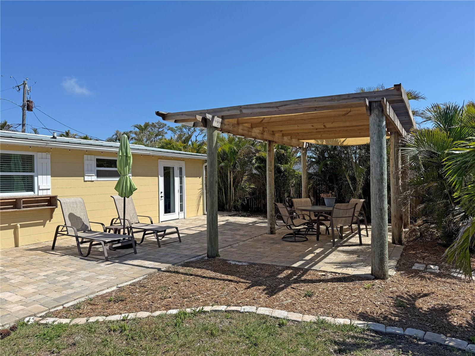 1270 MANOR RD, ENGLEWOOD, FL, 34223