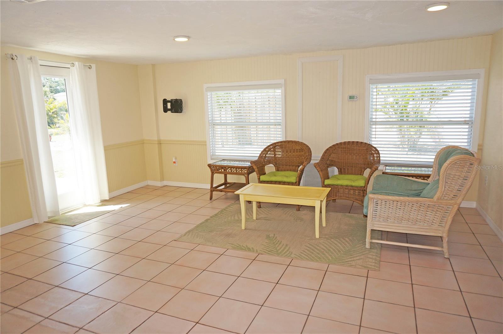 1270 MANOR RD, ENGLEWOOD, FL, 34223