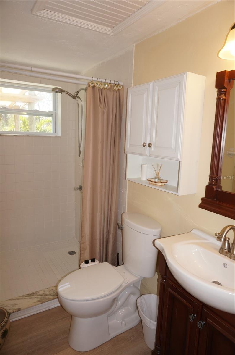 1270 MANOR RD, ENGLEWOOD, FL, 34223