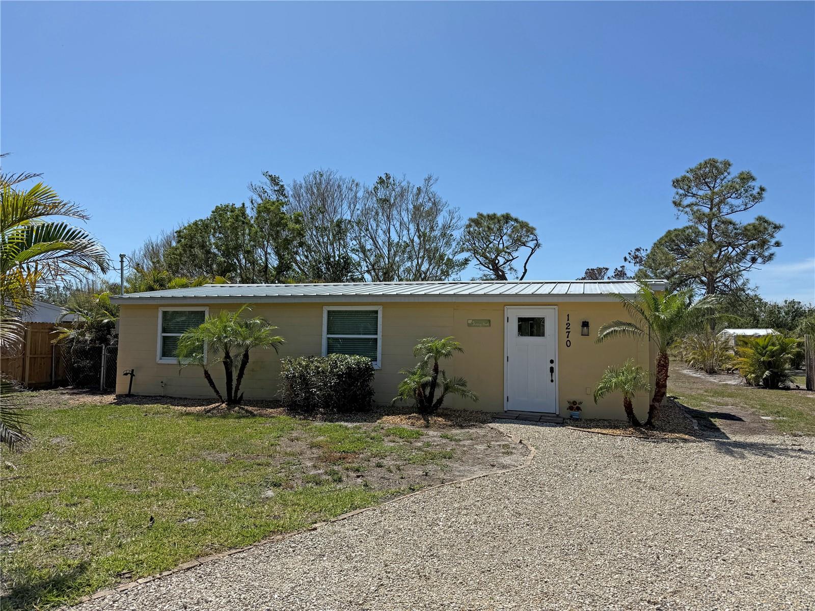 1270 MANOR RD, ENGLEWOOD, FL, 34223