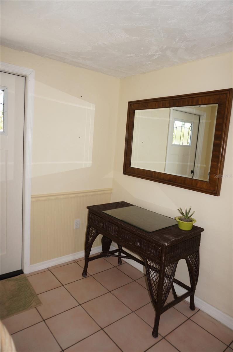 1270 MANOR RD, ENGLEWOOD, FL, 34223