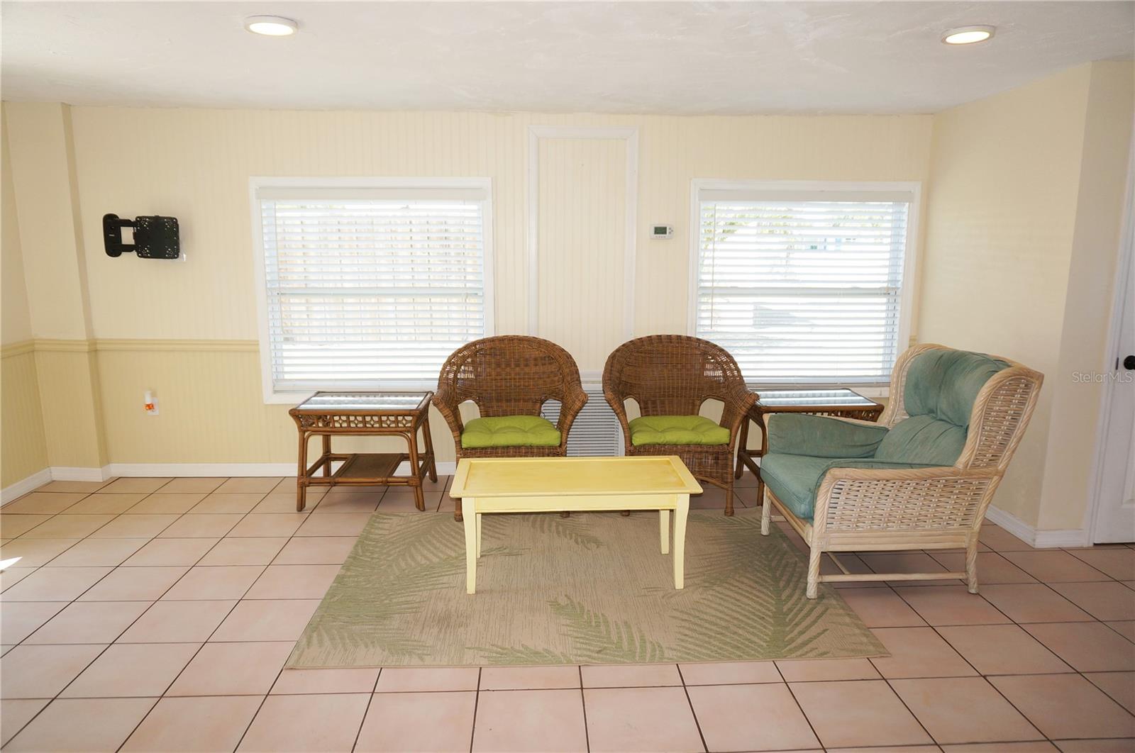 1270 MANOR RD, ENGLEWOOD, FL, 34223