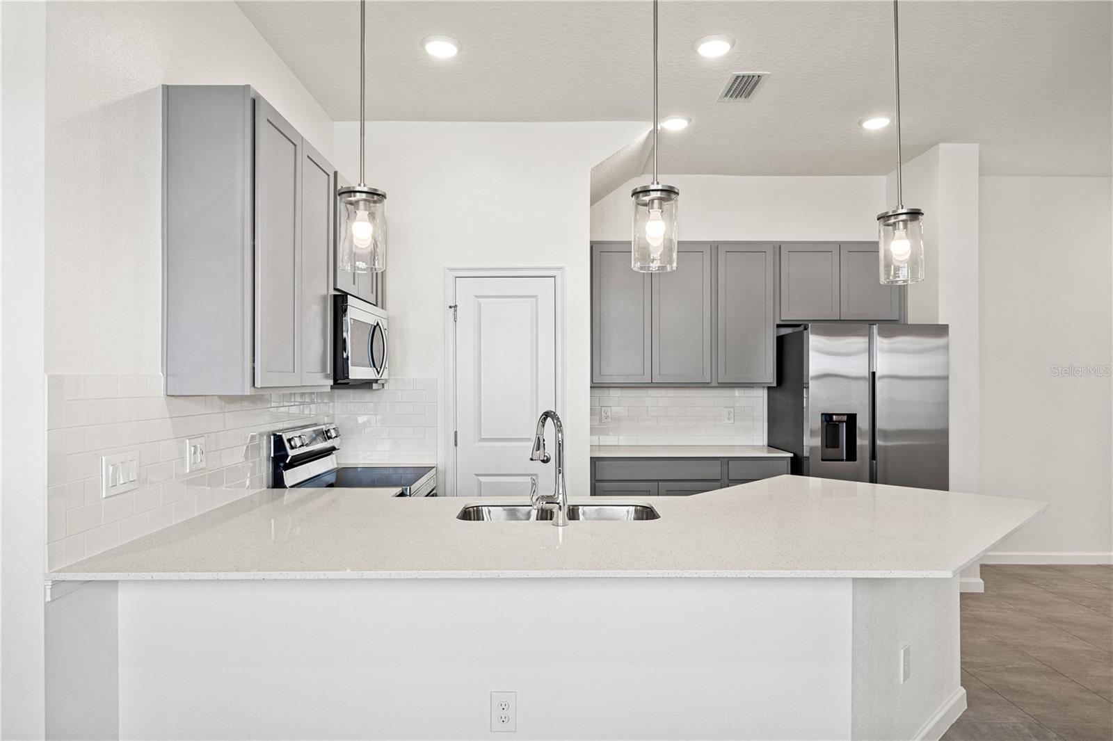 10353 EBB TIDE LN, ORLANDO, FL, 32821