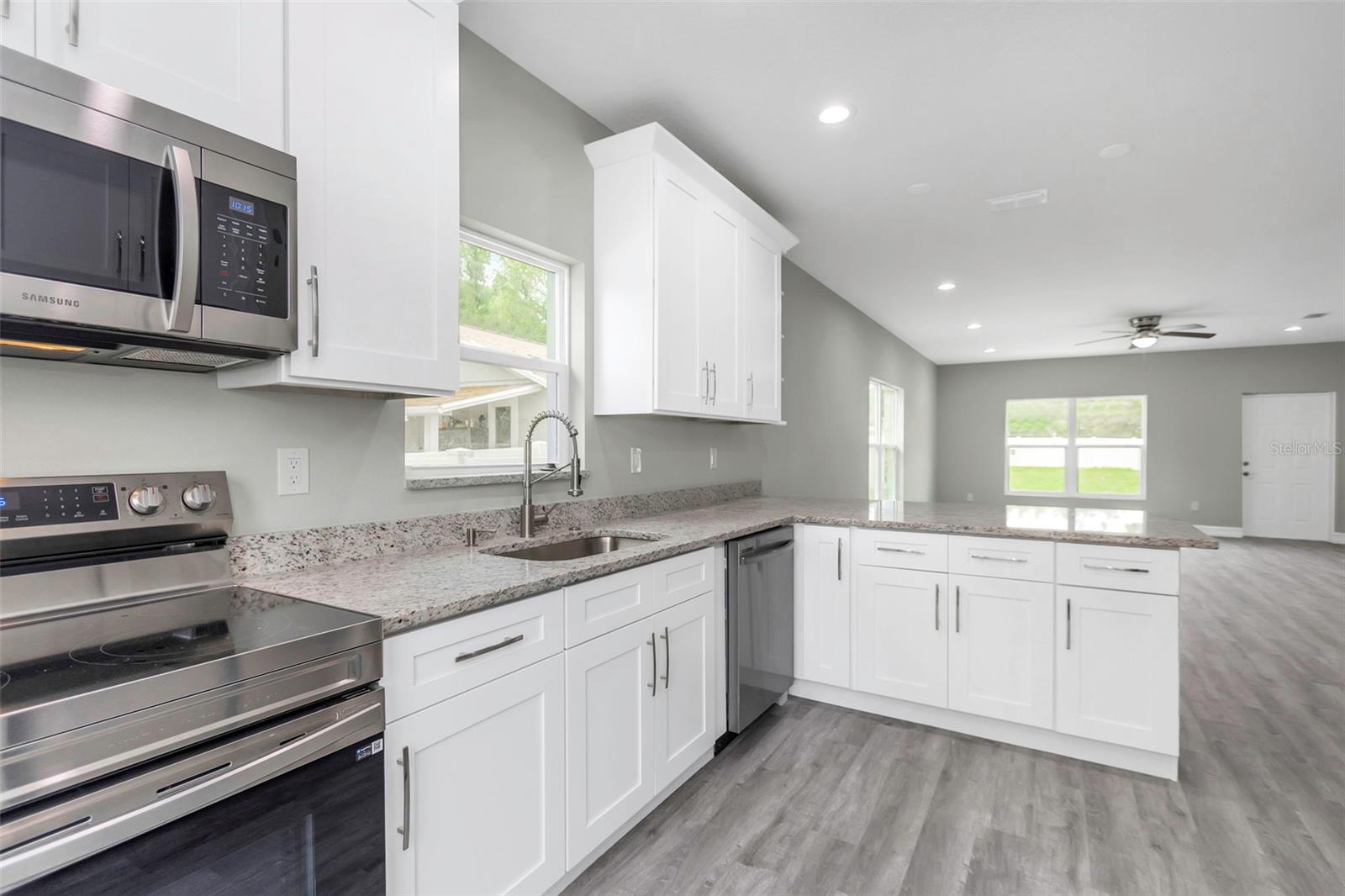 8505 N BROOKS ST, TAMPA, FL, 33604