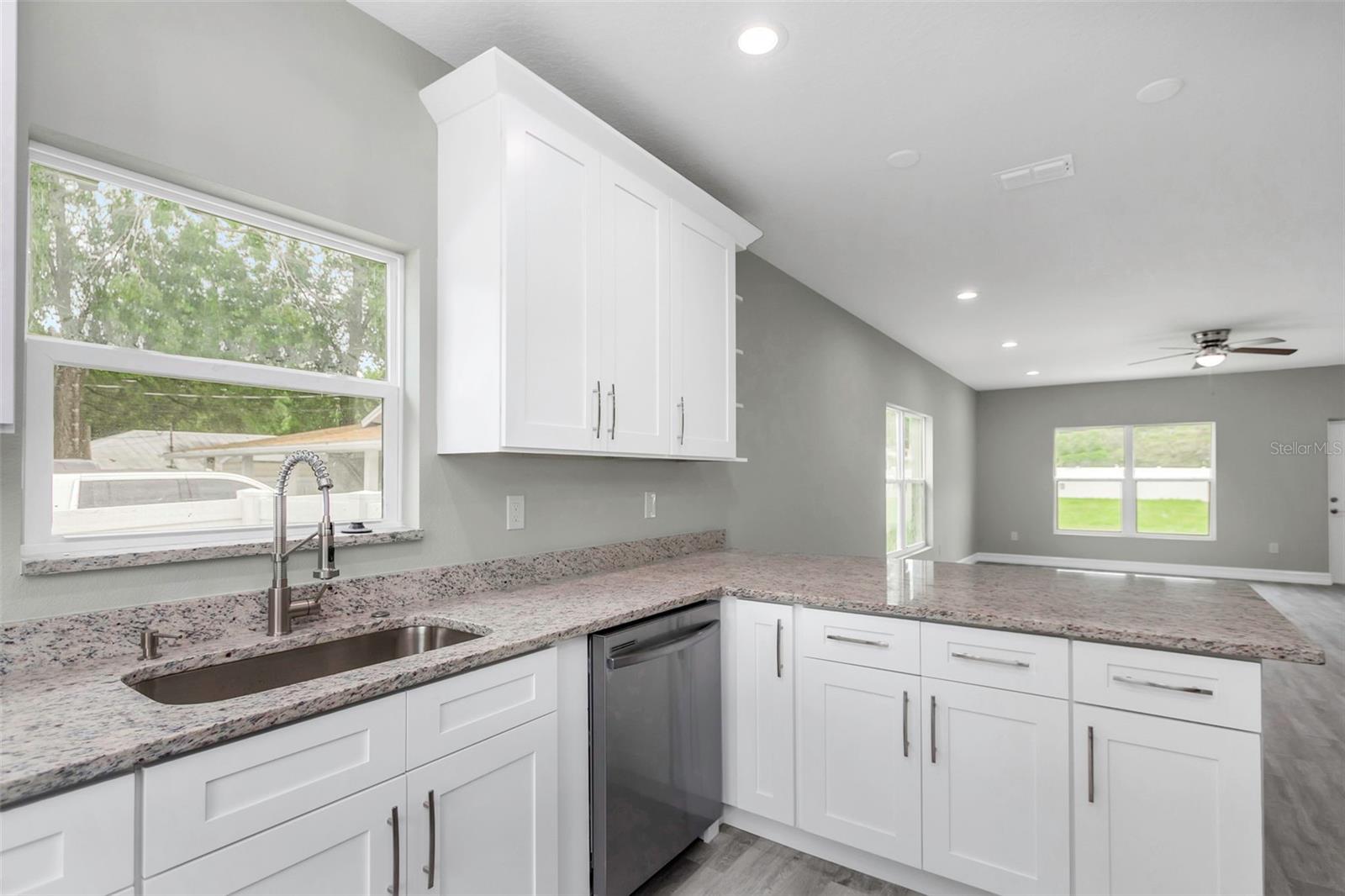 8505 N BROOKS ST, TAMPA, FL, 33604