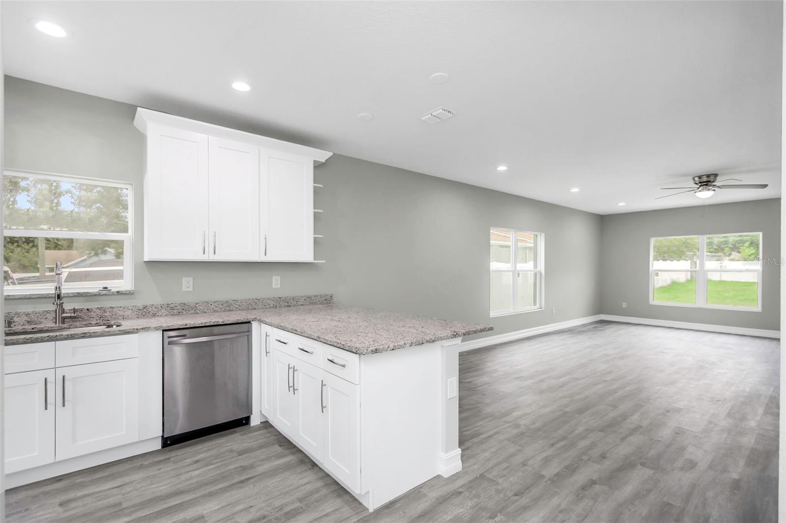 8505 N BROOKS ST, TAMPA, FL, 33604