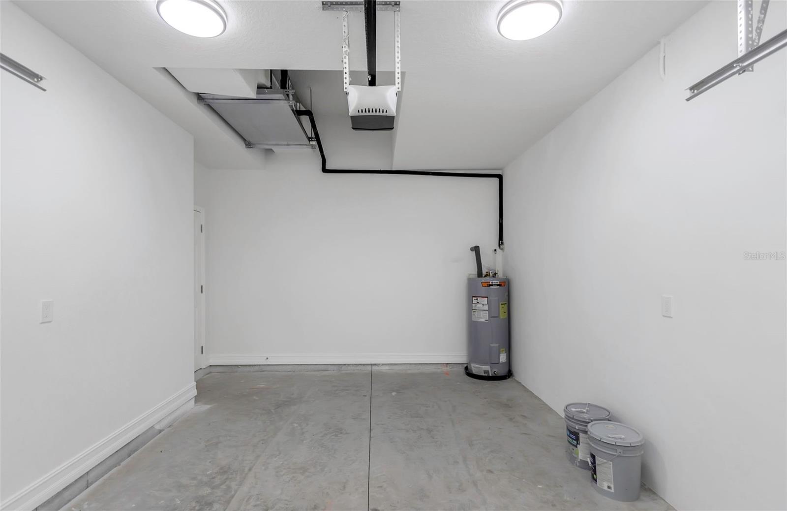 8505 N BROOKS ST, TAMPA, FL, 33604