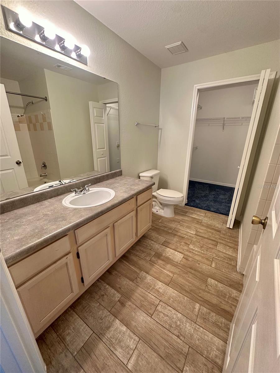 3368 PARKCHESTER SQUARE BLVD #203, ORLANDO, FL, 32835