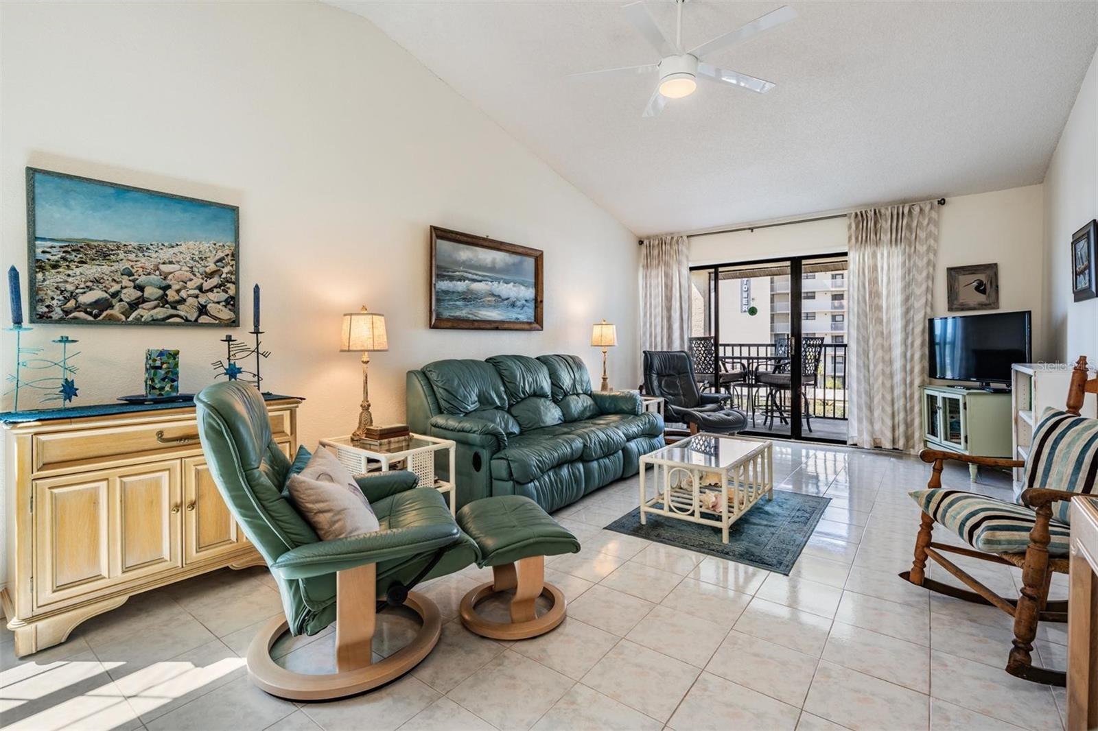 340 CAUSEWAY BLVD #209, DUNEDIN, FL, 34698
