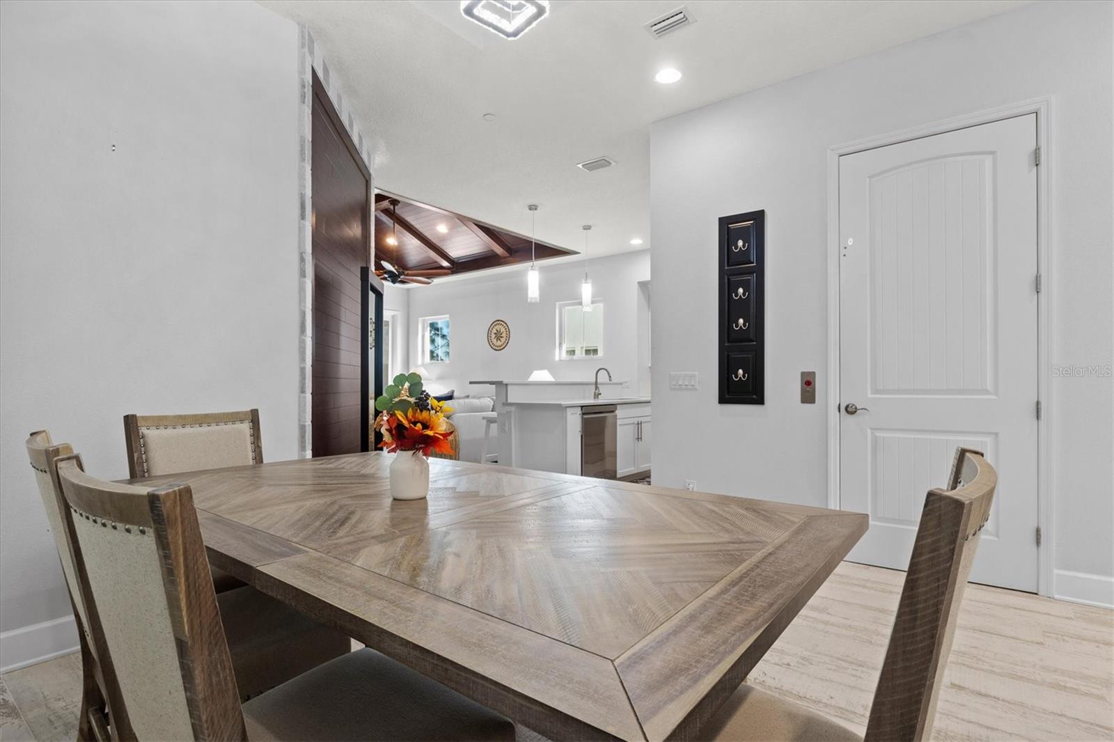 319 COMPASS POINT DR #201, BRADENTON, FL, 34209