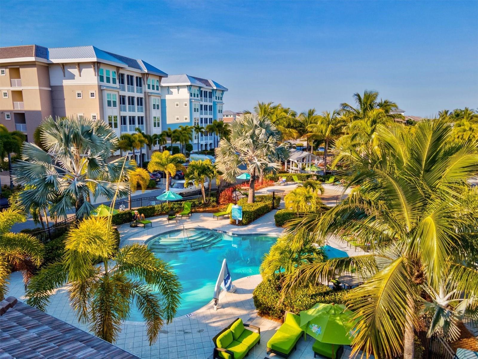 319 COMPASS POINT DR #201, BRADENTON, FL, 34209