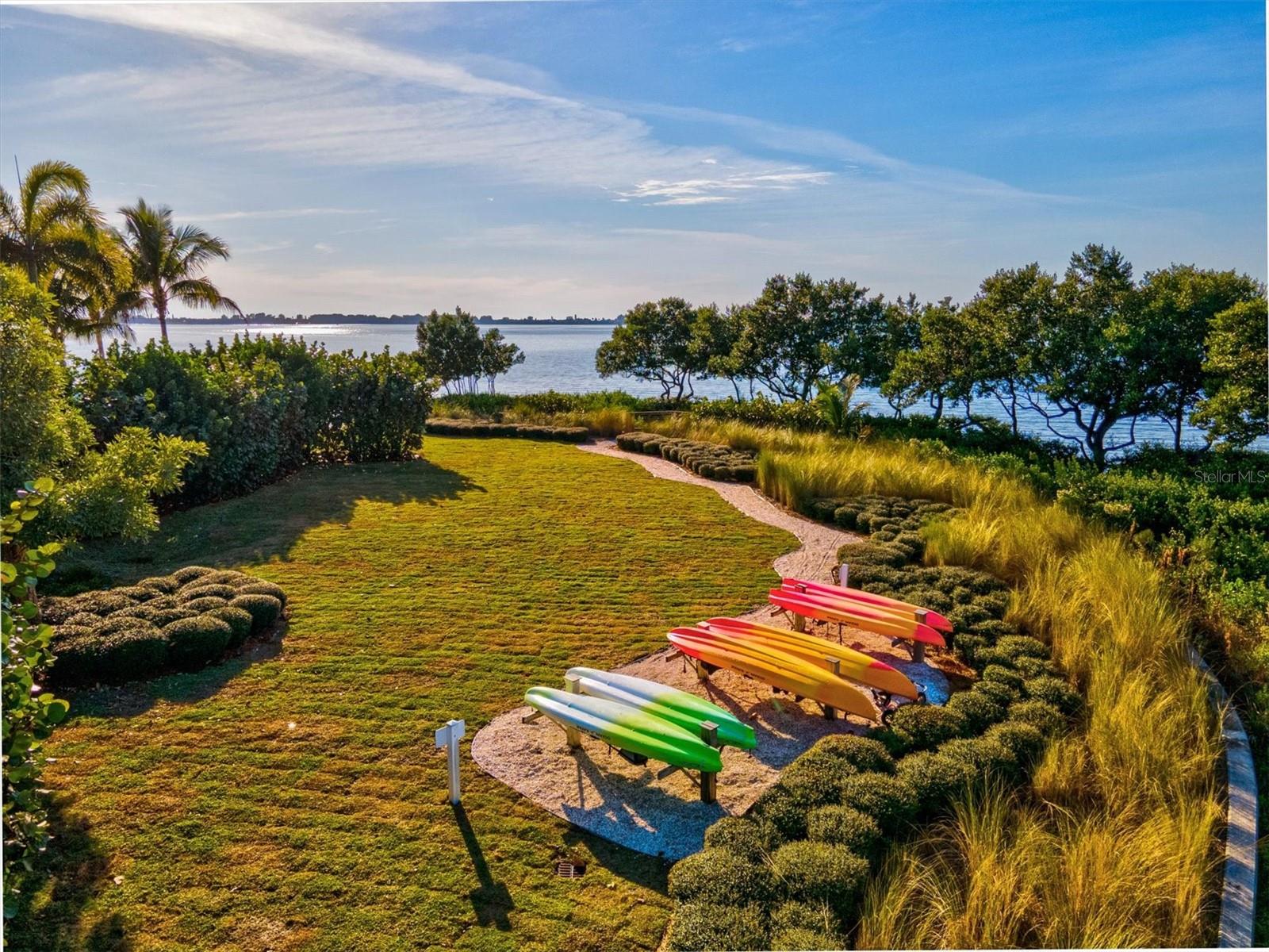 319 COMPASS POINT DR #201, BRADENTON, FL, 34209