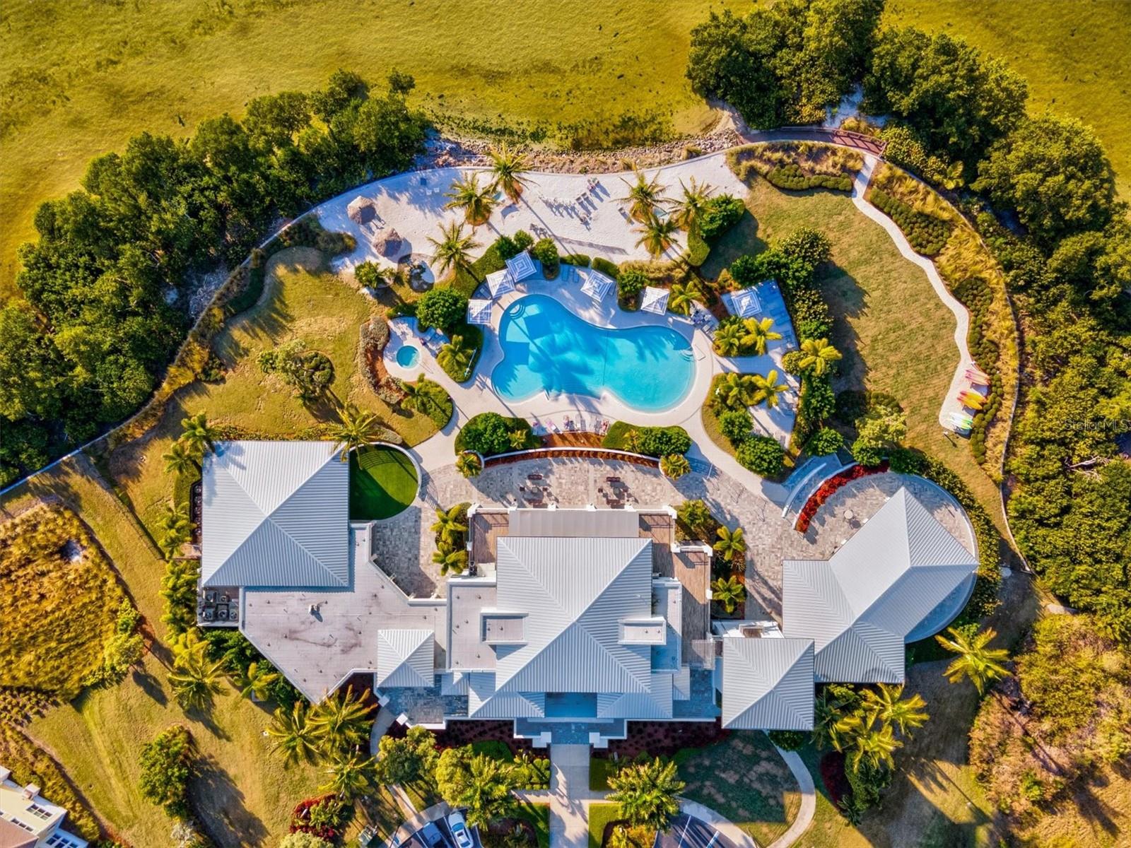 319 COMPASS POINT DR #201, BRADENTON, FL, 34209