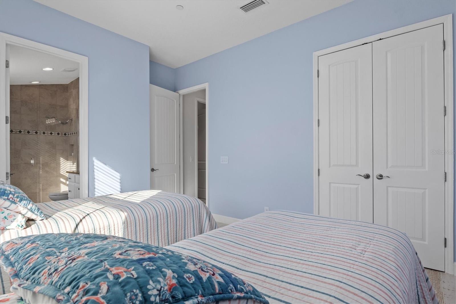 319 COMPASS POINT DR #201, BRADENTON, FL, 34209