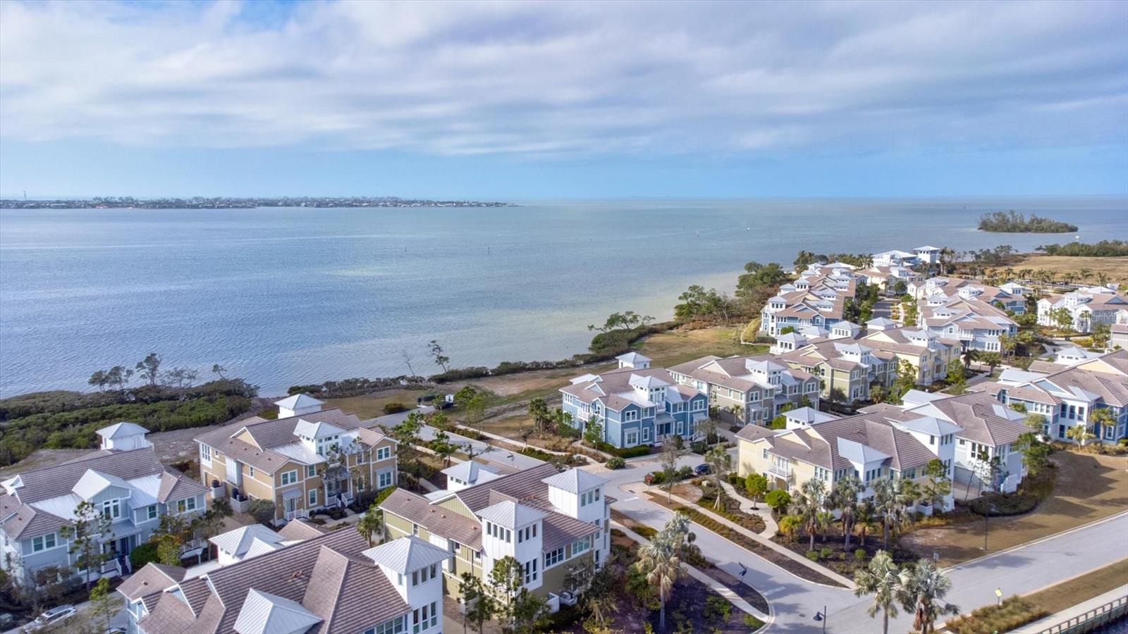 319 COMPASS POINT DR #201, BRADENTON, FL, 34209