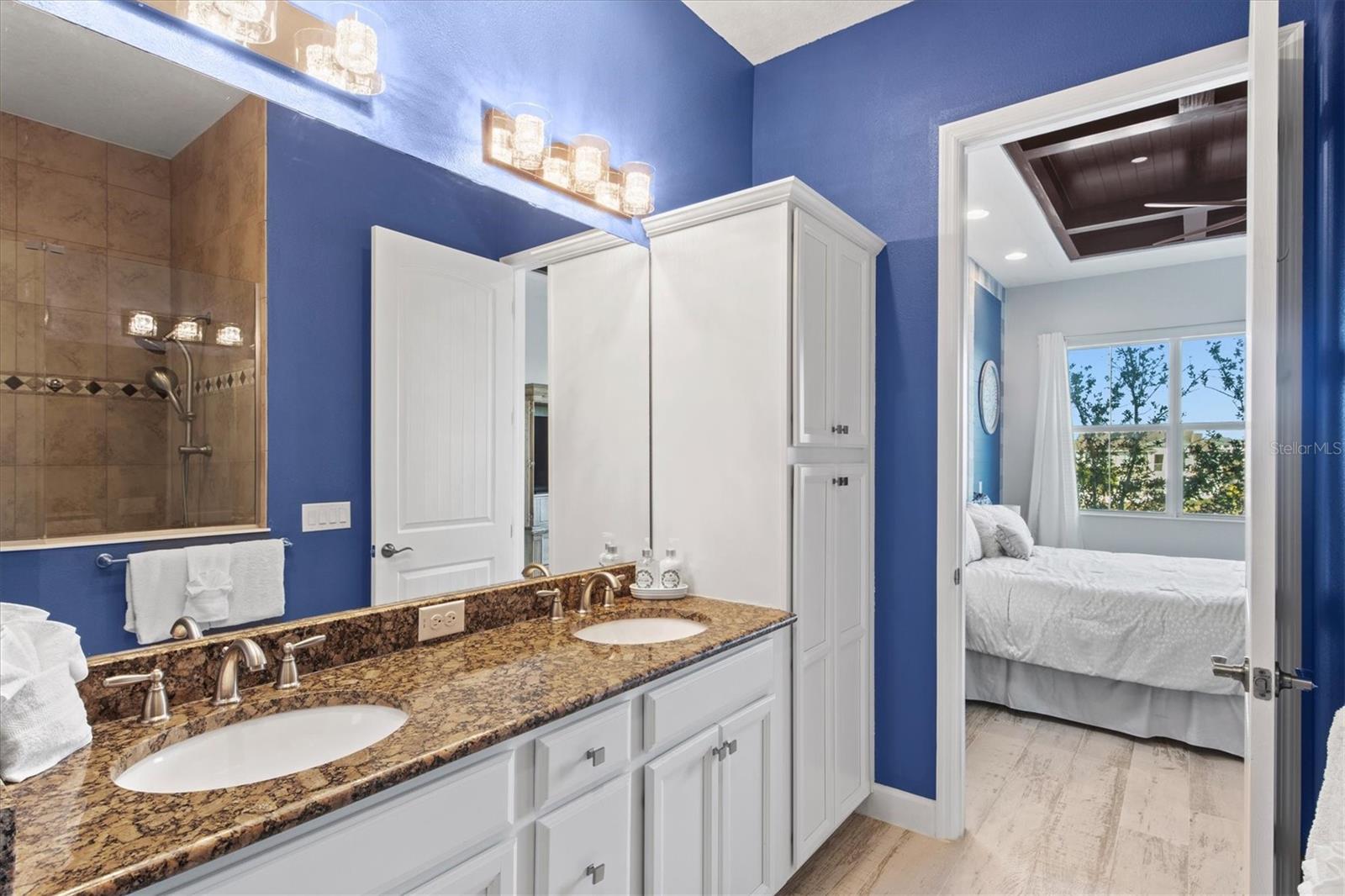 319 COMPASS POINT DR #201, BRADENTON, FL, 34209