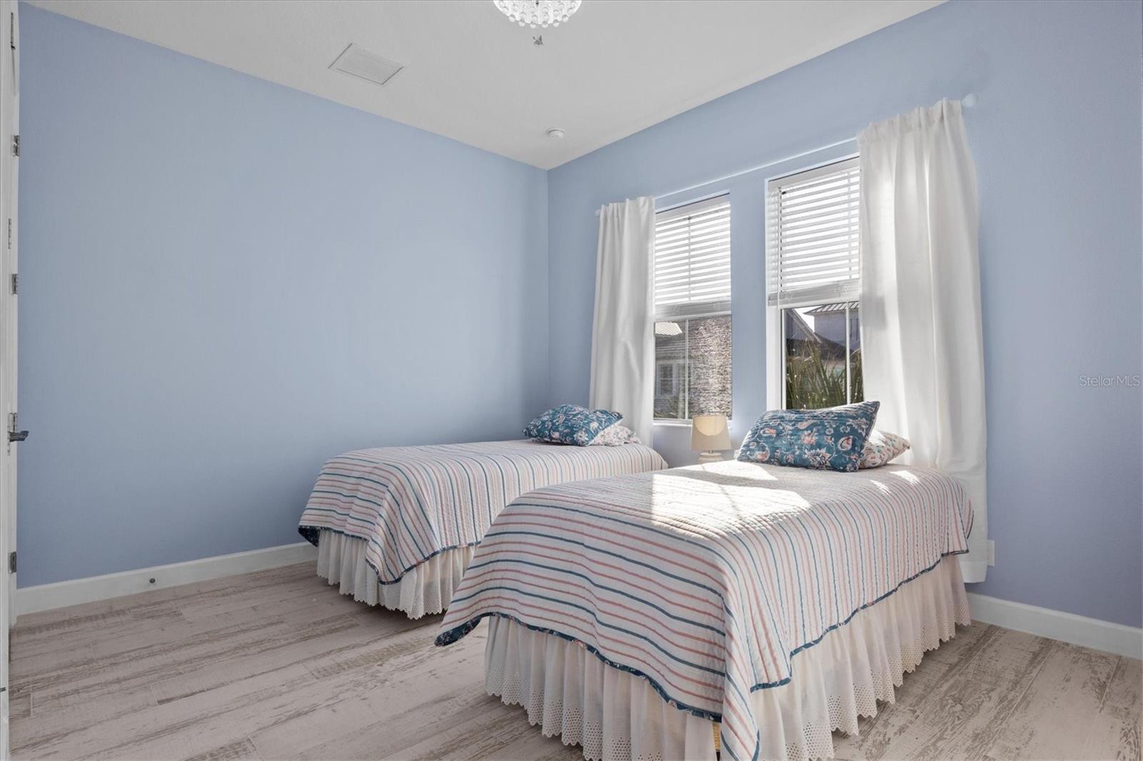 319 COMPASS POINT DR #201, BRADENTON, FL, 34209