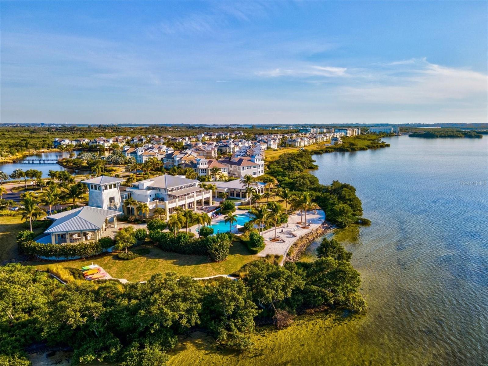 319 COMPASS POINT DR #201, BRADENTON, FL, 34209