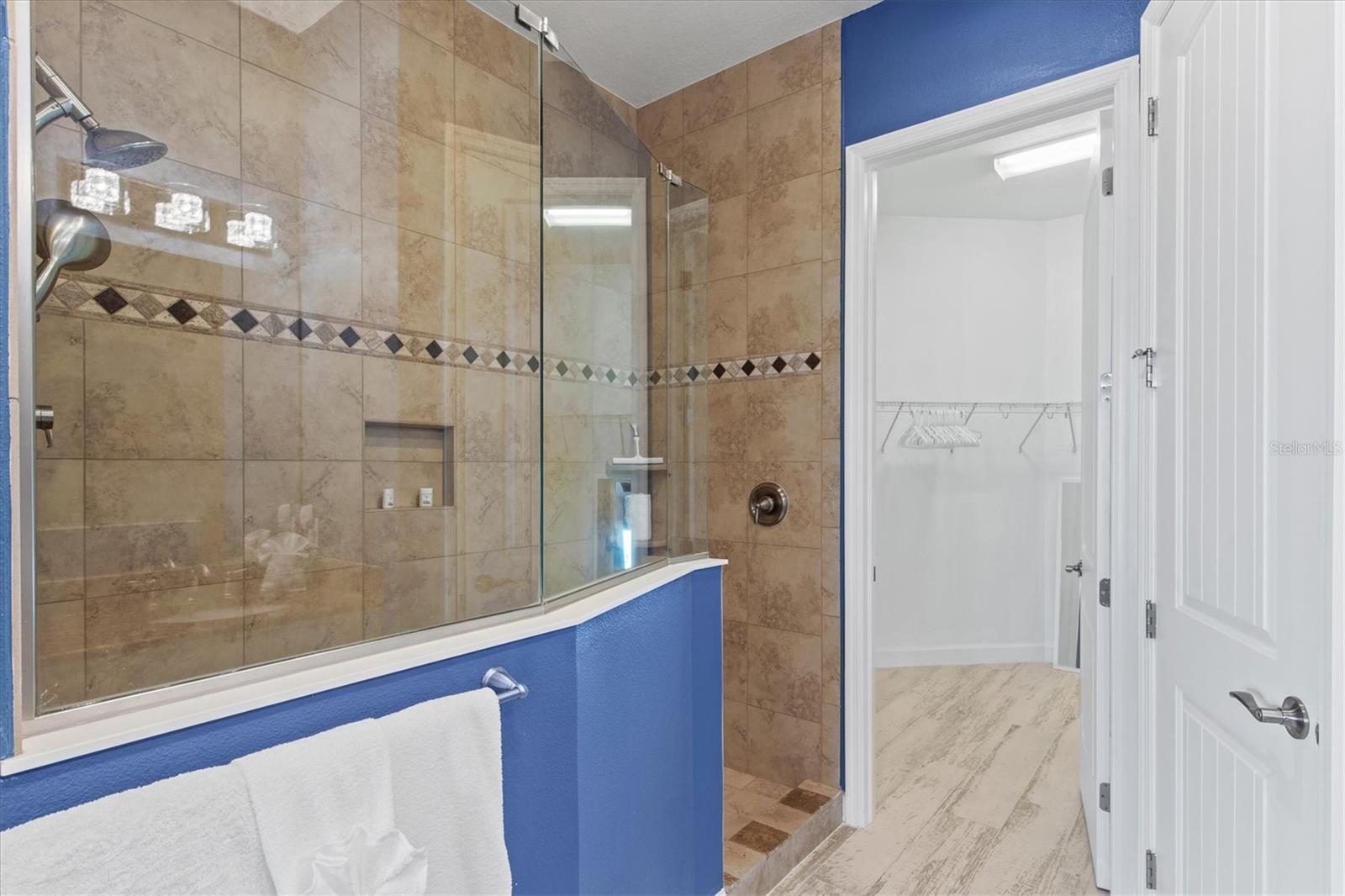 319 COMPASS POINT DR #201, BRADENTON, FL, 34209