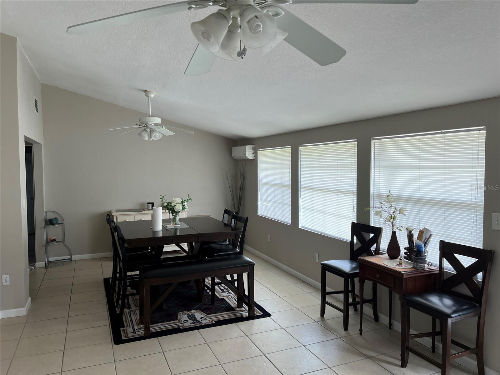 705 CRESTVIEW CIR NW, PORT CHARLOTTE, FL, 33948