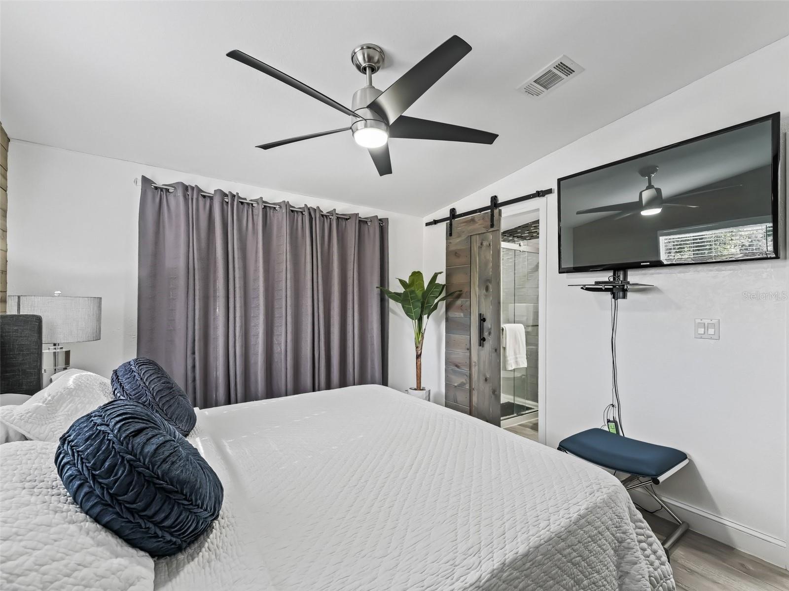 15680 SE 171ST LN, WEIRSDALE, FL, 32195