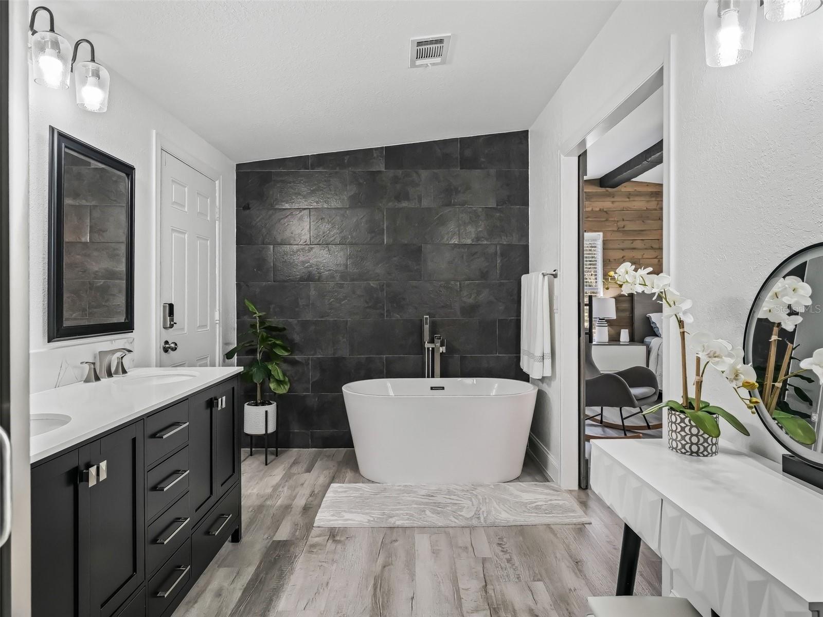 15680 SE 171ST LN, WEIRSDALE, FL, 32195