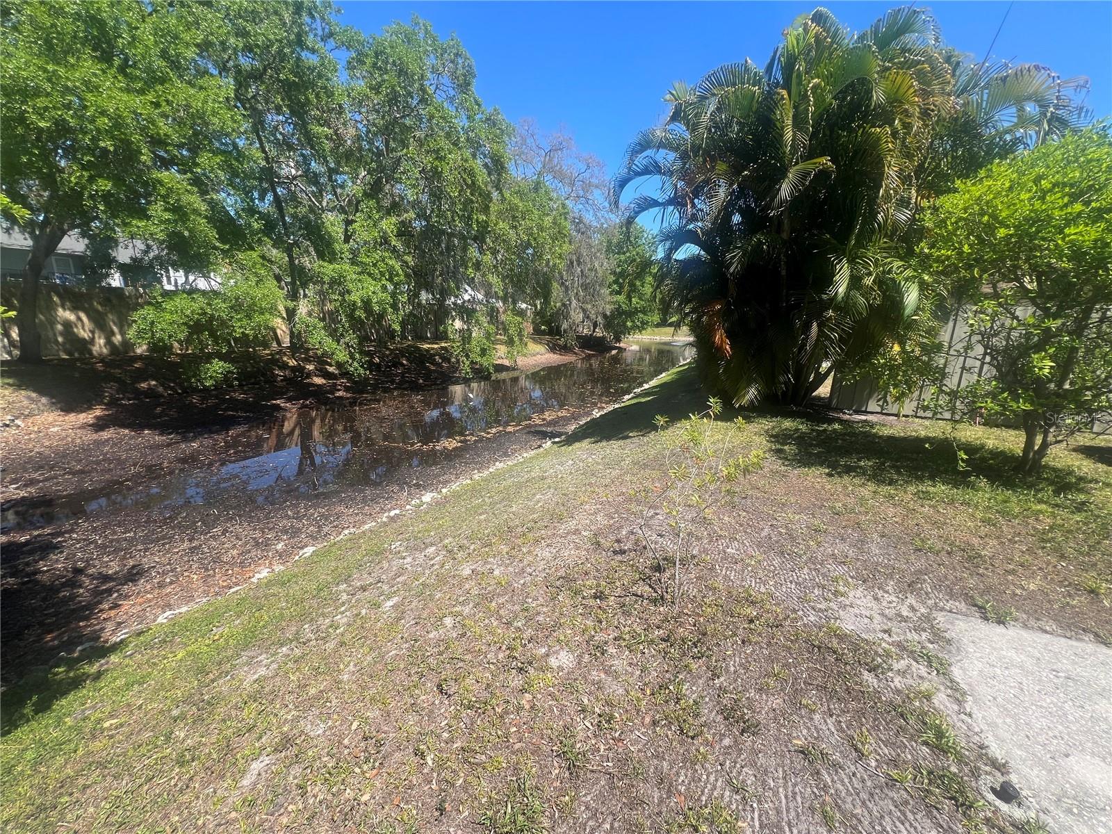 13704 LAZY OAK DR, TAMPA, FL, 33613